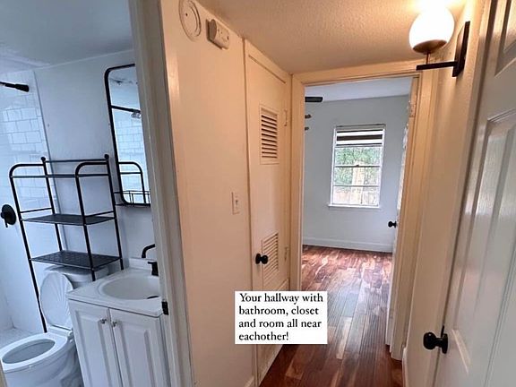 4th image of 6914 Bryn Mawr Dr
