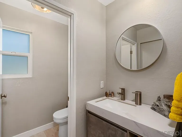 1516 Encino Ave #B — Photo 18