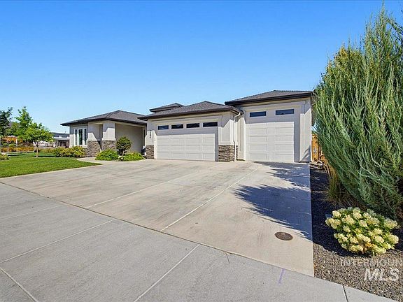 3rd image of 1294 W Tenzing Ct