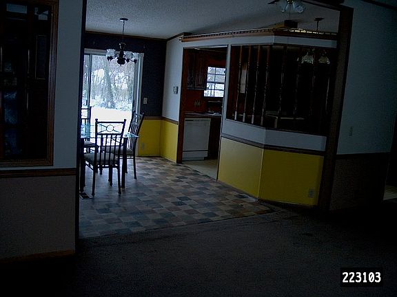 3rd image of 57704 Kline St