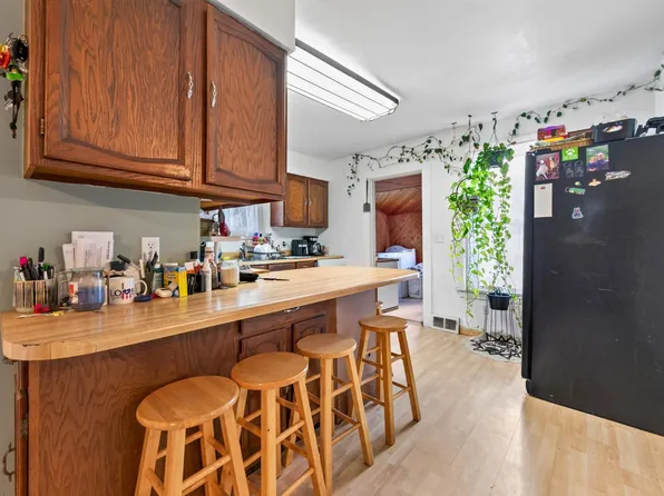 5141 Camden Ave N, Minneapolis, MN 55430