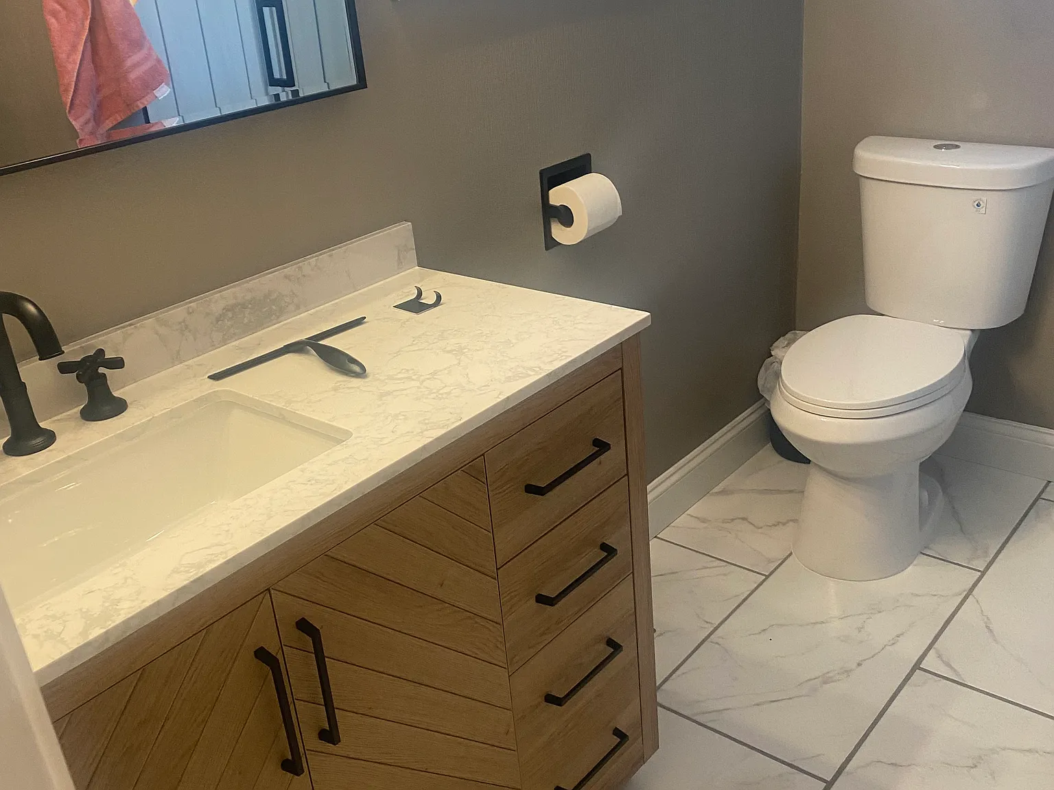 3 bed, 1900 sqft, $3,750 — Photo 2