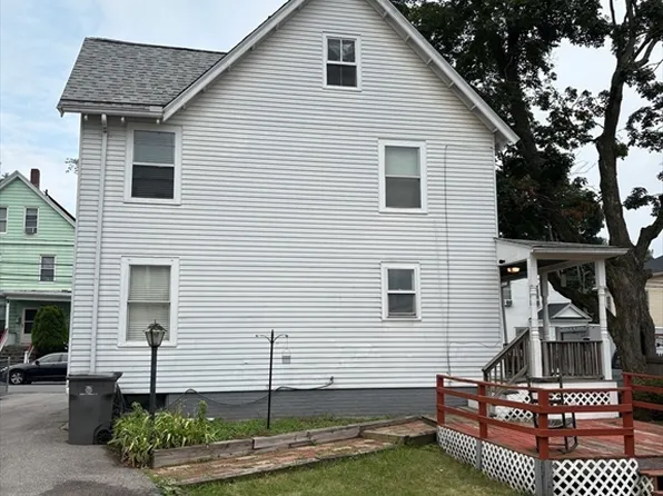 18 Milton St, Framingham, MA 01702