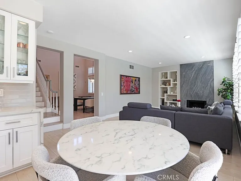 57 Laurelhurst Dr — Photo 13