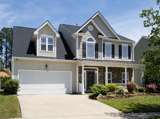 1123 Bridlemine Dr, Fuquay Varina, NC 27526