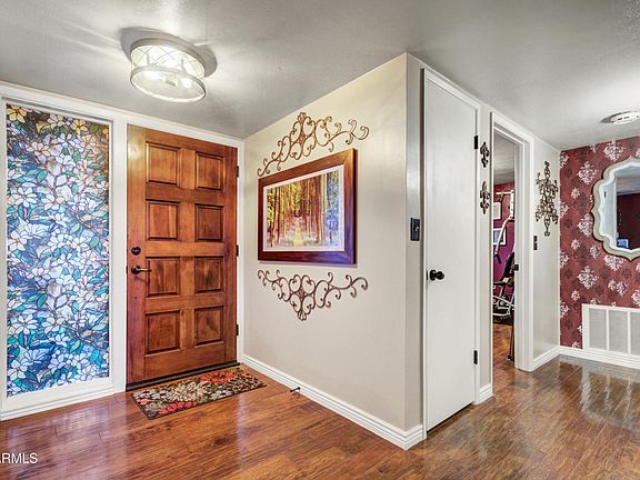 3rd image of 723 S EDGEWATER Drive