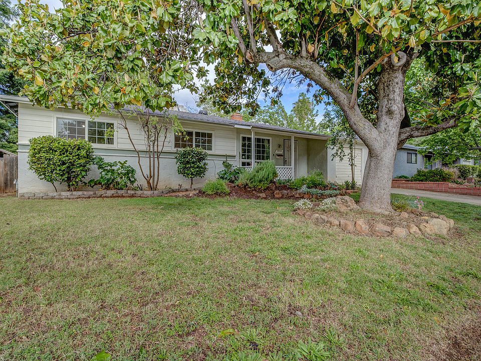 1st image of 2804 Yana Ave
