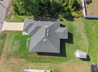 2512 20th St SW, Lehigh Acres, FL 33976