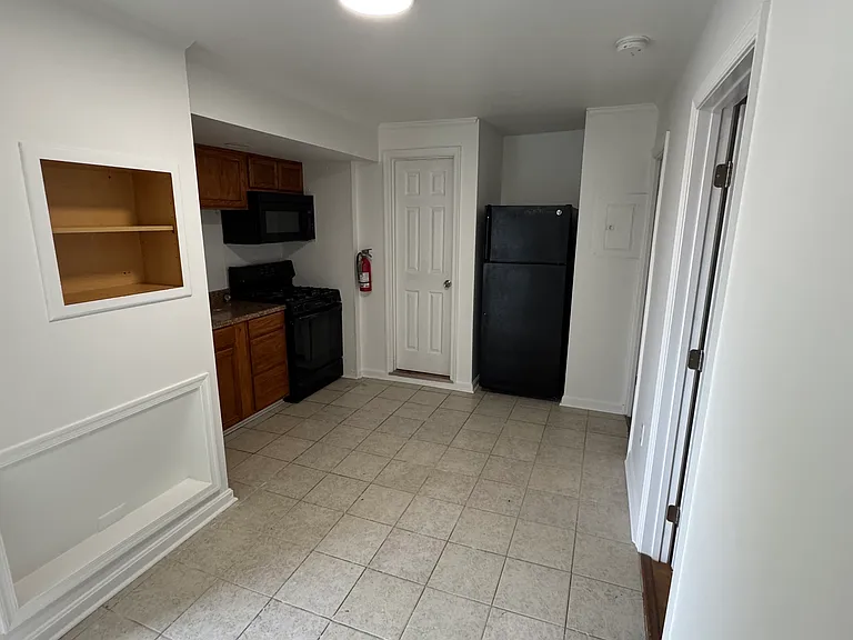 141 W 15th St #148 — Photo 3