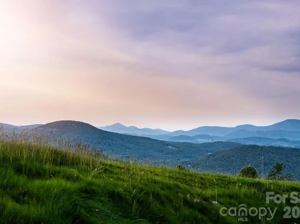 Summit Trail Dr #26, Hendersonville, NC 28792