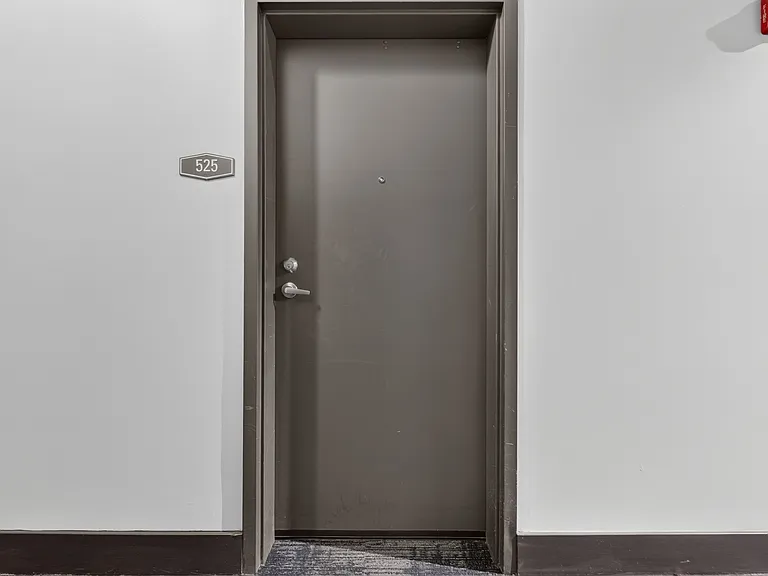 4100 Forest Park Ave #525 — Photo 5