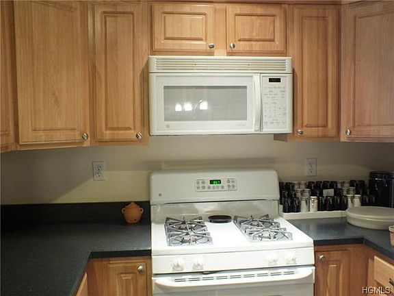 4th image of 604 Dove Ct #604