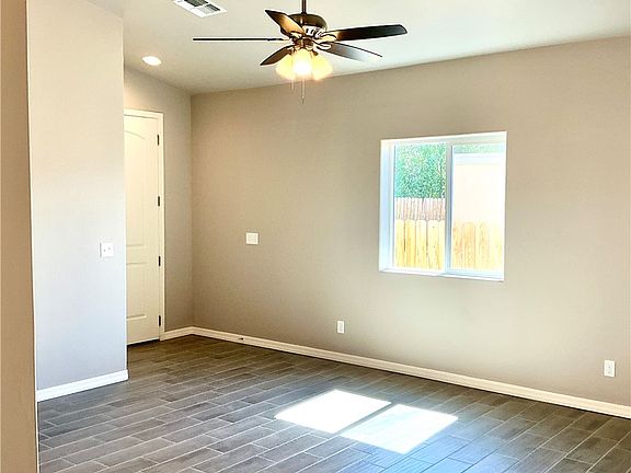 3rd image of 2945 E McVicar Avenue