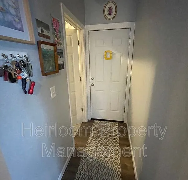 2317 W 9th St #3 — Photo 15