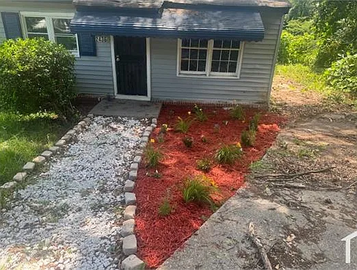 3 bed, 1200 sqft, $1,875 — Photo 4