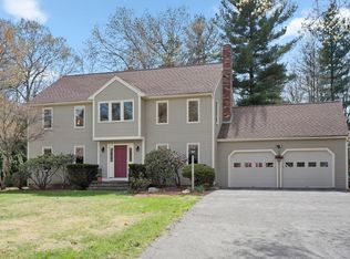 9 Heather Ln, Southborough, MA 01772
