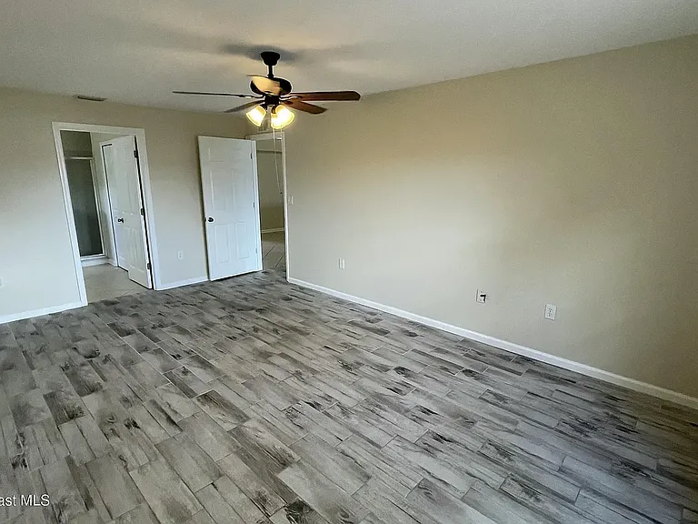 415 Oakmon Rd SW #B — Photo 3