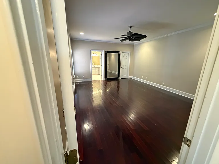 832 Shelter Cove Ct — Photo 14