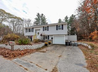 6 Foxglove Ter, Concord, NH 03303