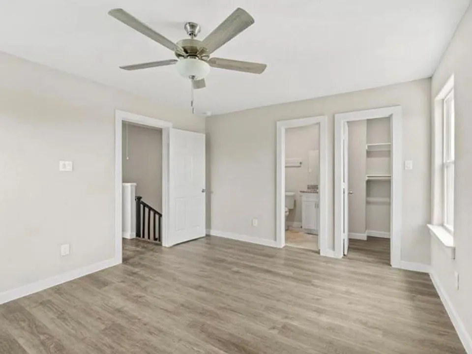 6801 Haight #B