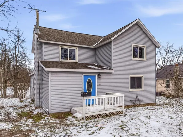 1417 Harrison St, Lake Odessa, MI 48849