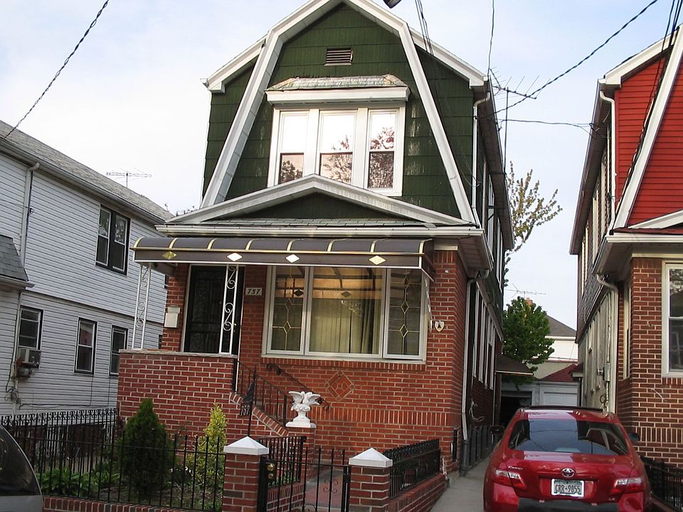 757 E 45 St 