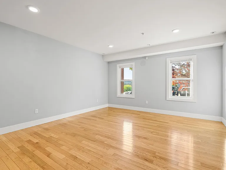 157 Hancock St #2 — Photo 12