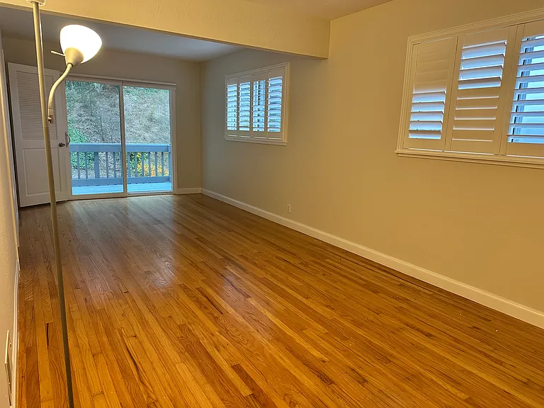 1144 Valencia Way — Photo 20