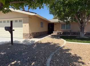 2208 Glen Heather Way, Las Vegas, NV 89102