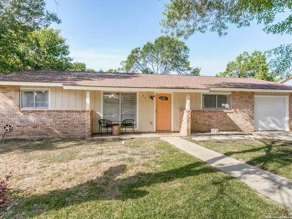 91 PARKVIEW DR, Universal City, TX 78148