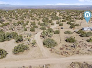 200 Ste Camino Rd, Llano, CA 93544