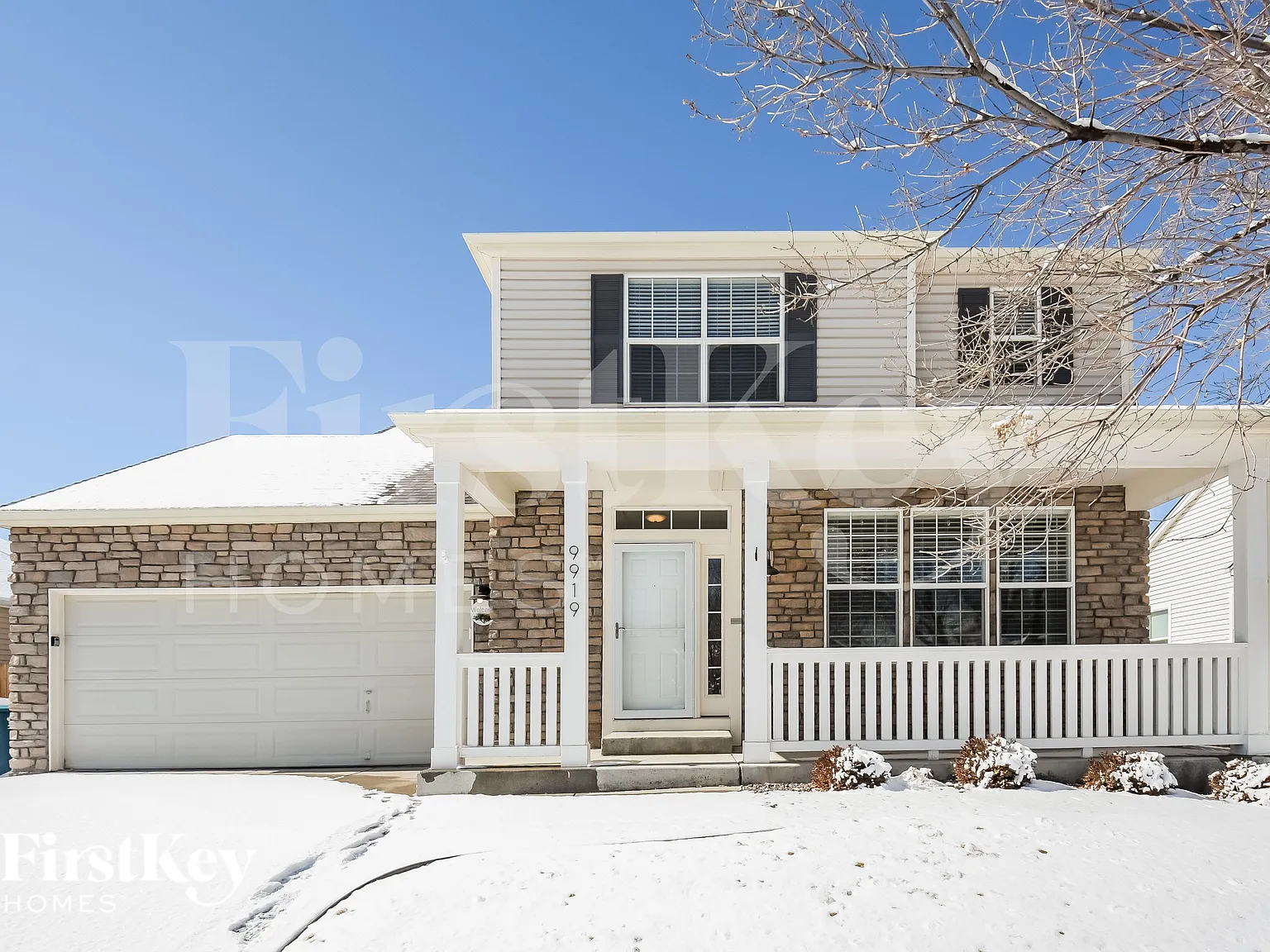 3 bed, 2.0 bath, 2201 sqft, $3,045 — Photo 1