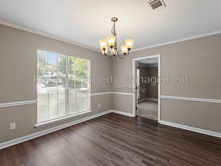 4263 Waylon Dr — Photo 8
