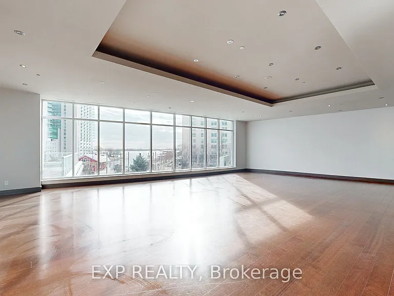 8 York St #2404 — Photo 24