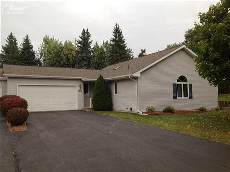 2nd image of 11615 Hawthorne Glen Dr