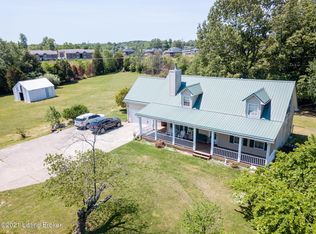2051 S Wilson Rd, Radcliff, KY 40160