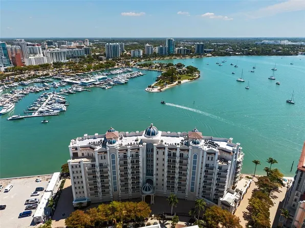 464 Golden Gate Point Unit 703, Sarasota, FL 34236