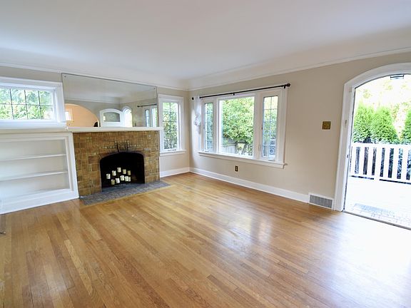 Living Room with Welcoming Entry (Approx. 16'5" x 13'4")