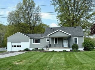 967 Braun Rd, Belpre, OH 45714