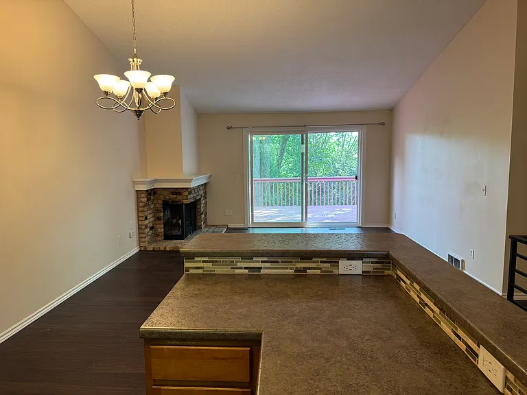 10237 Tarn Cir #10237 — Photo 7
