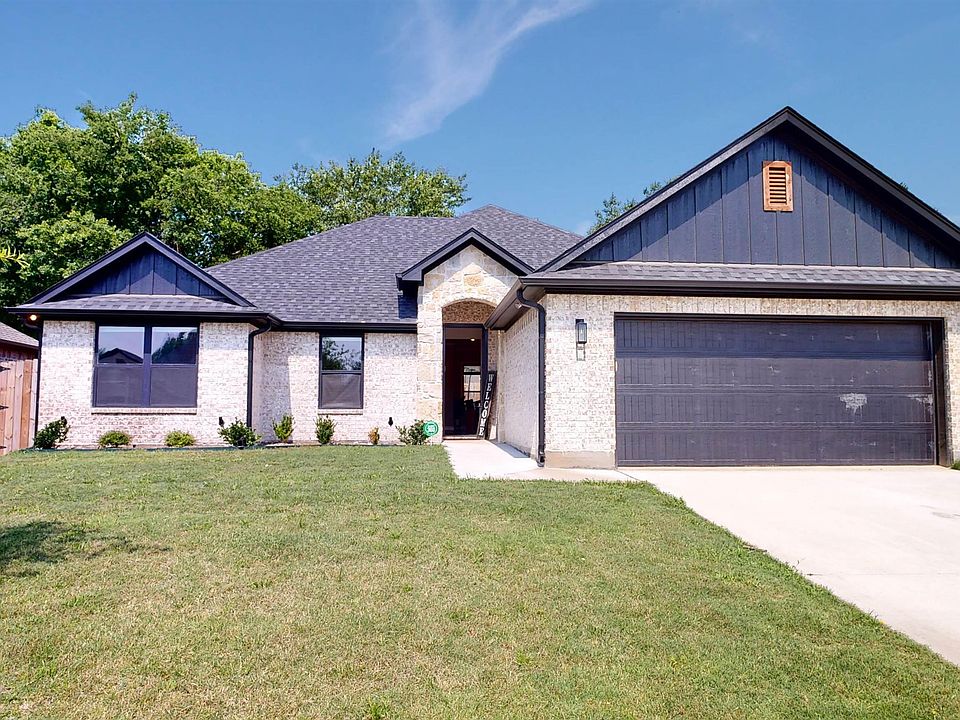 1st image of 19138 Seneca Dr