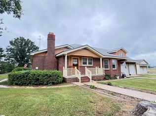 100 Dial Pl, Laurens, SC 29360