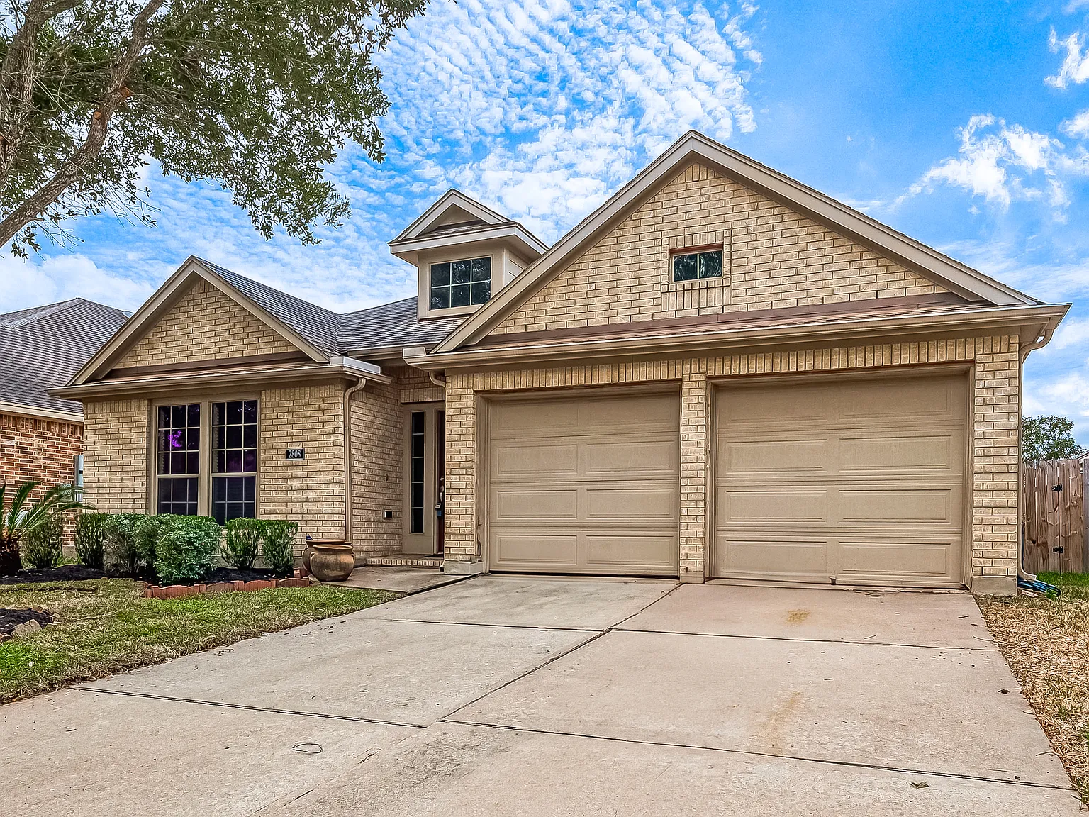 2808 Arbor Brook — Photo 2