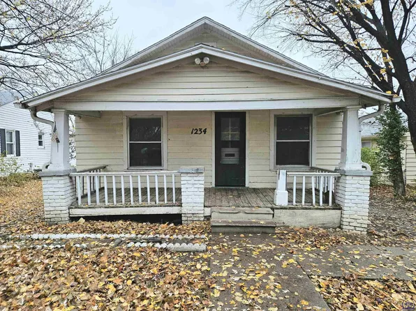 1234 SW McAlister Ave, Topeka, KS 66604