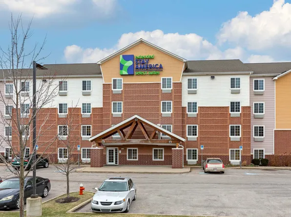 Cleveland - Airport, 20829 Emerald Pkwy, Cleveland, OH 44135