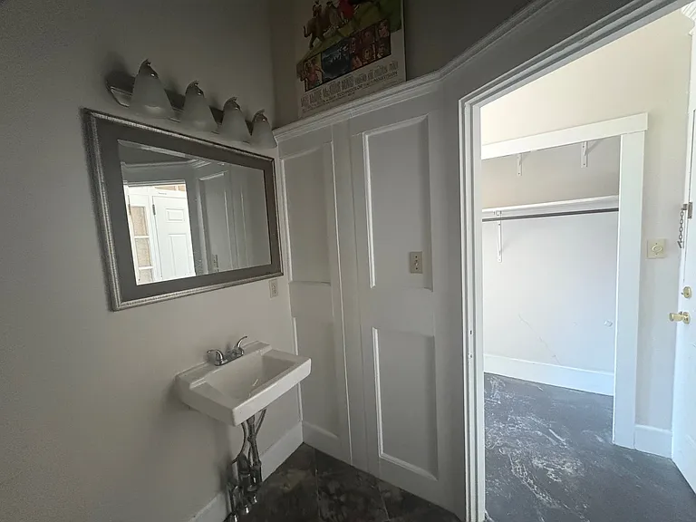 32 Deering St — Photo 5