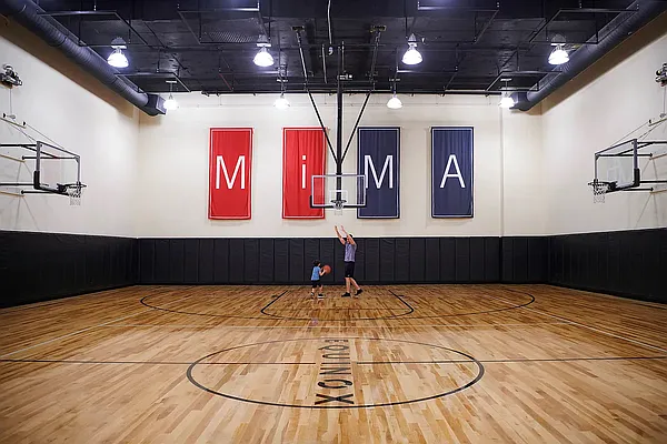 Rented by Douglas Elliman | media 17