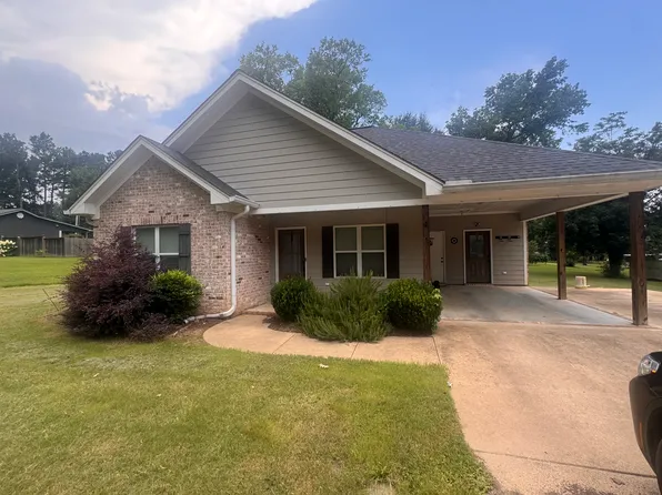 246 Dove Whitaker Rd, Caledonia, MS 39740