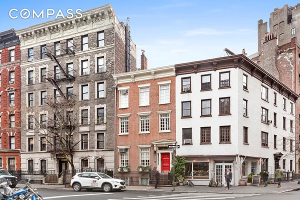 Rented by Compass | media 37