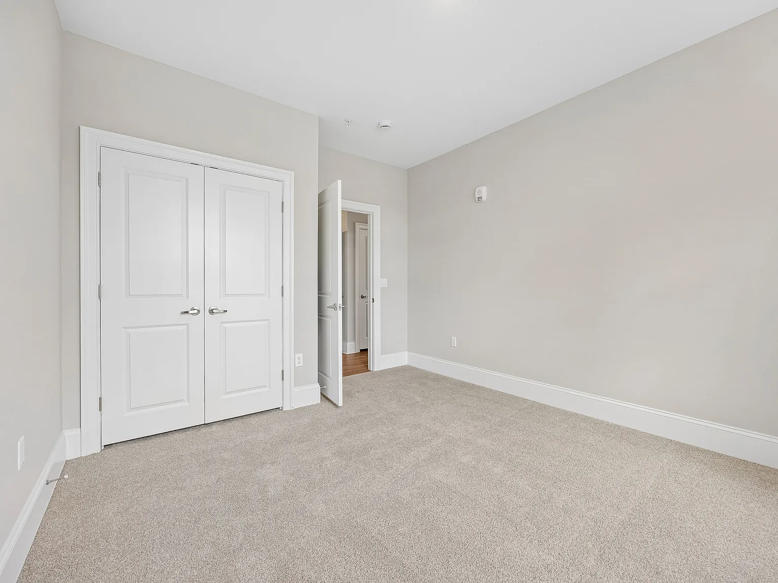 1900 Crescent Wy Unit 1941 — Photo 4